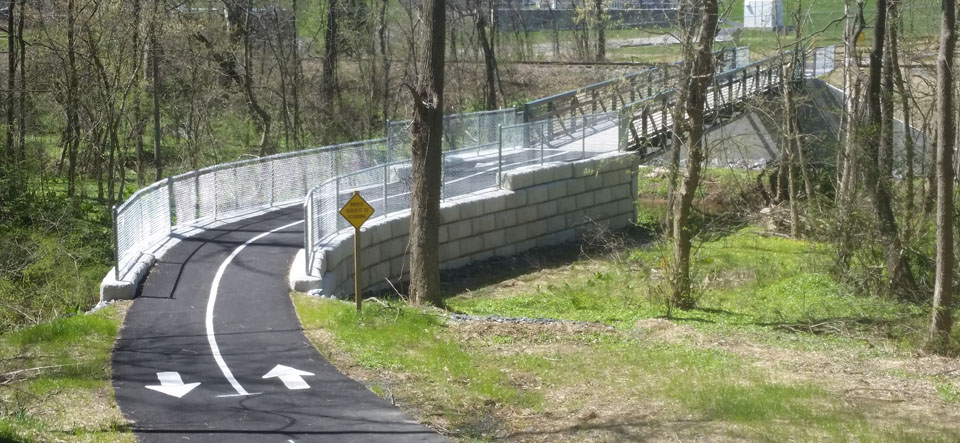 schuylkill river west trail bridge