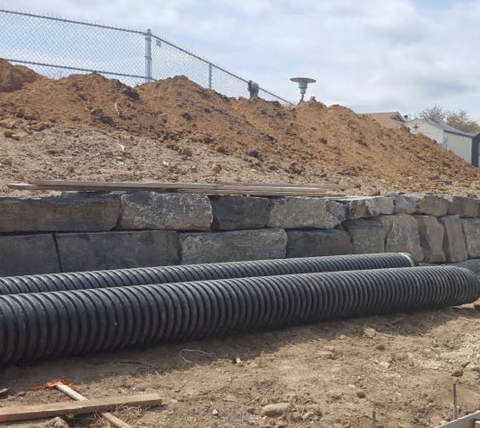 building stone retaining wall at upper merion community center