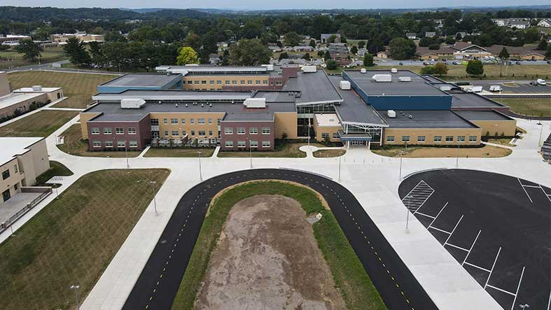 manheim township middle school front entrance