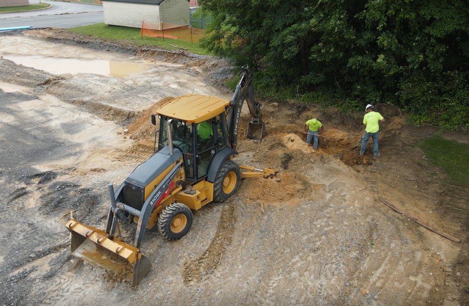 excavators using non-destructive digging methods